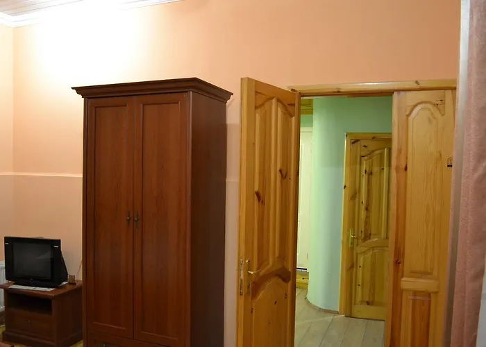 On Ploshcha Svyatogo Teodora Apartment